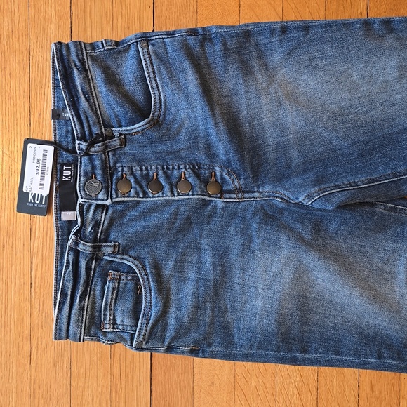 NWT, Kut From The Kloth, Rachael Fab AB Distressed Mom Jean, Medium Wash, 2 - Picture 3 of 14